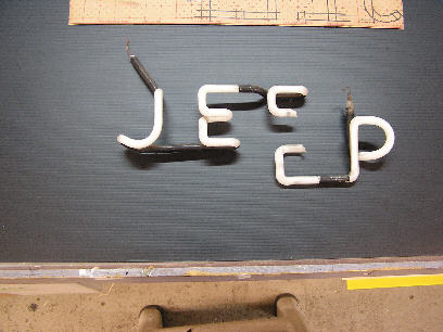 Broken E for JEEP neon section